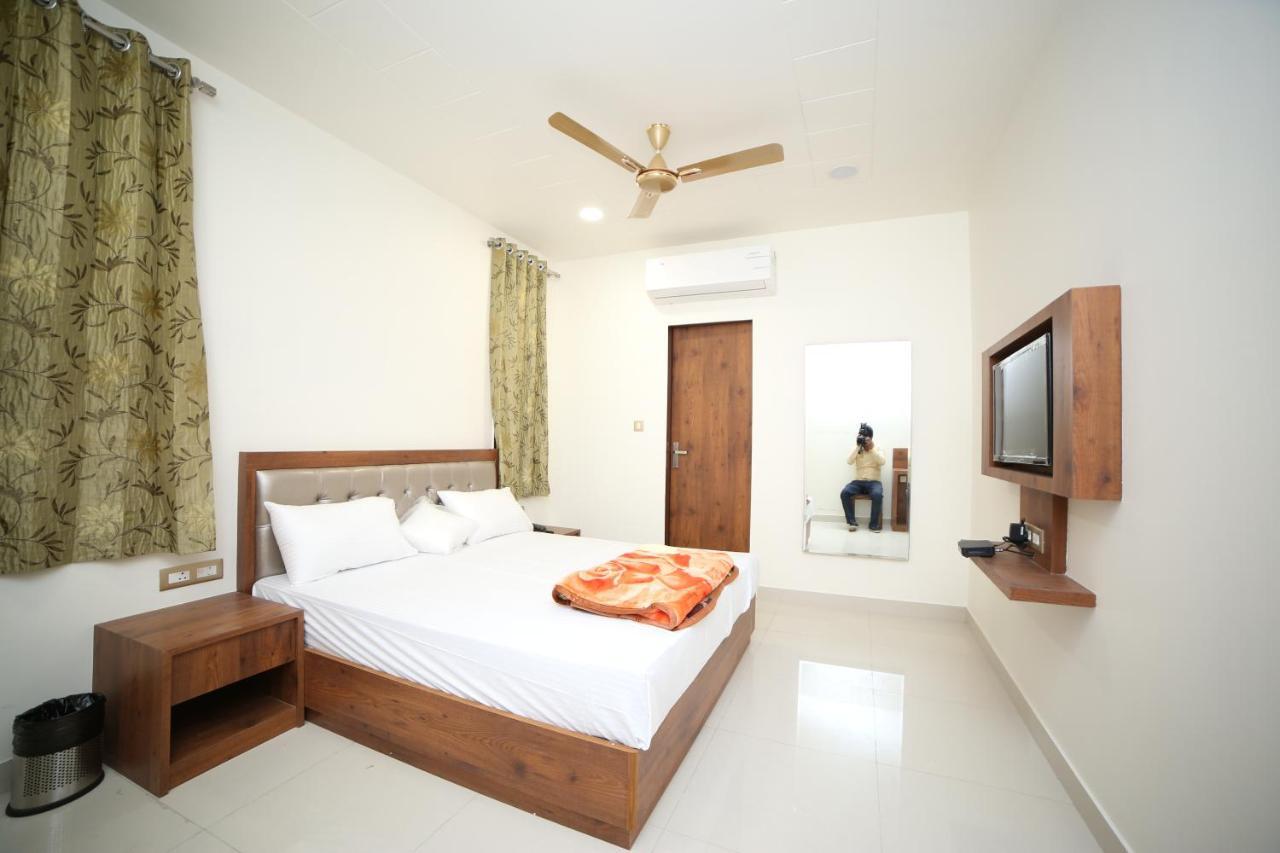 Hotel Devens Jaipur Buitenkant foto