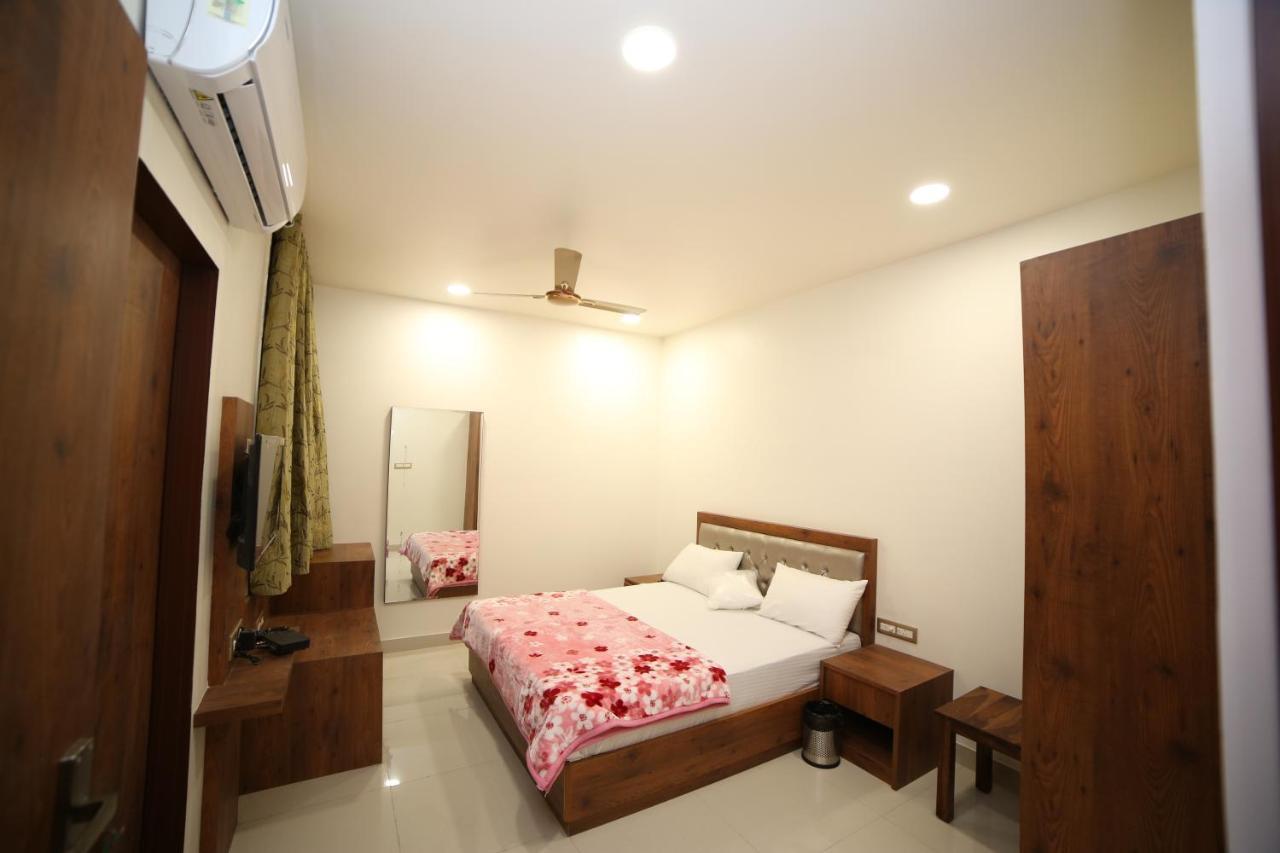 Hotel Devens Jaipur Buitenkant foto