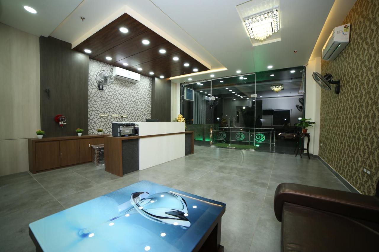 Hotel Devens Jaipur Buitenkant foto