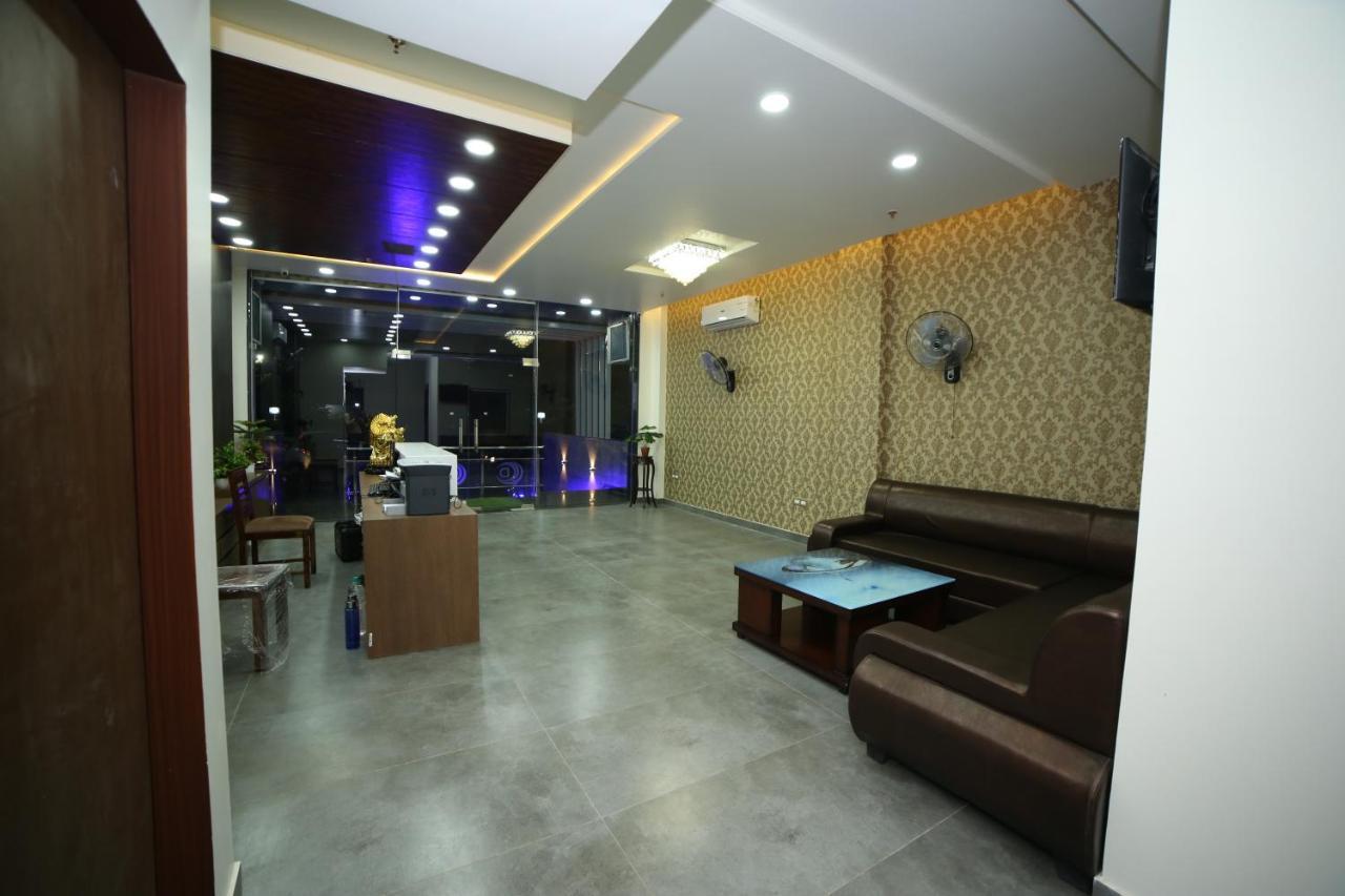 Hotel Devens Jaipur Buitenkant foto