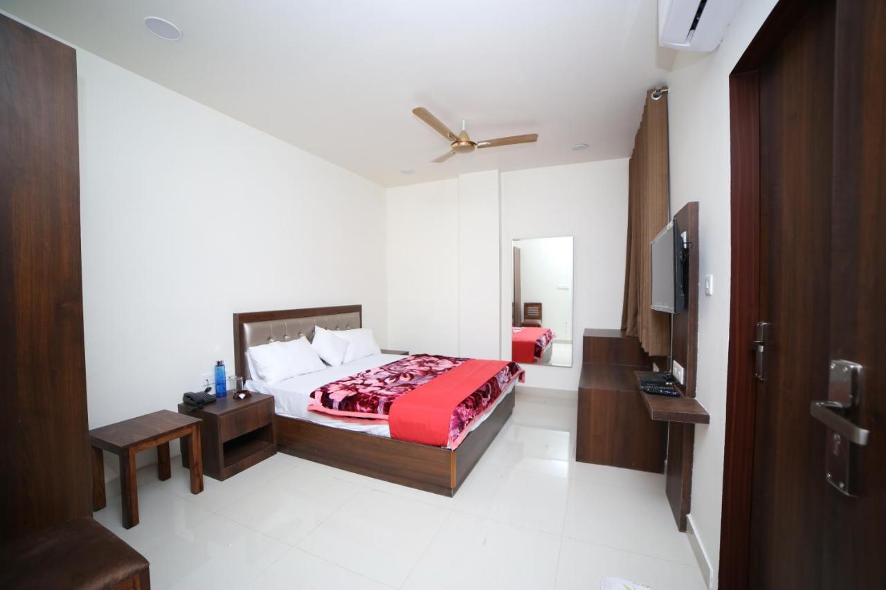 Hotel Devens Jaipur Buitenkant foto