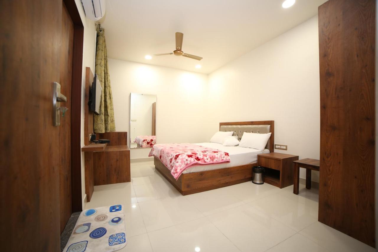 Hotel Devens Jaipur Buitenkant foto
